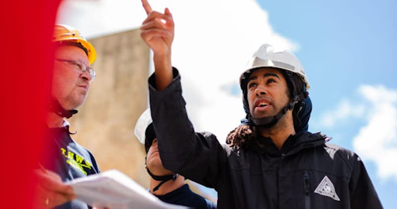 Utility operator pointing